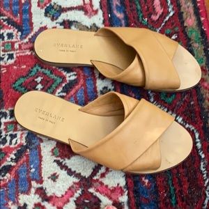EVERLANE CROSS OVER SANDALS SIZE 9